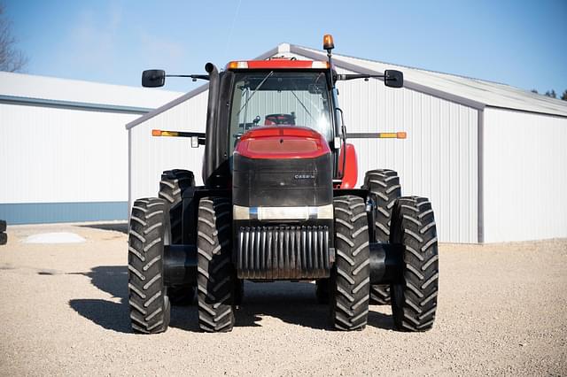 Image of Case IH Magnum 340 equipment image 1