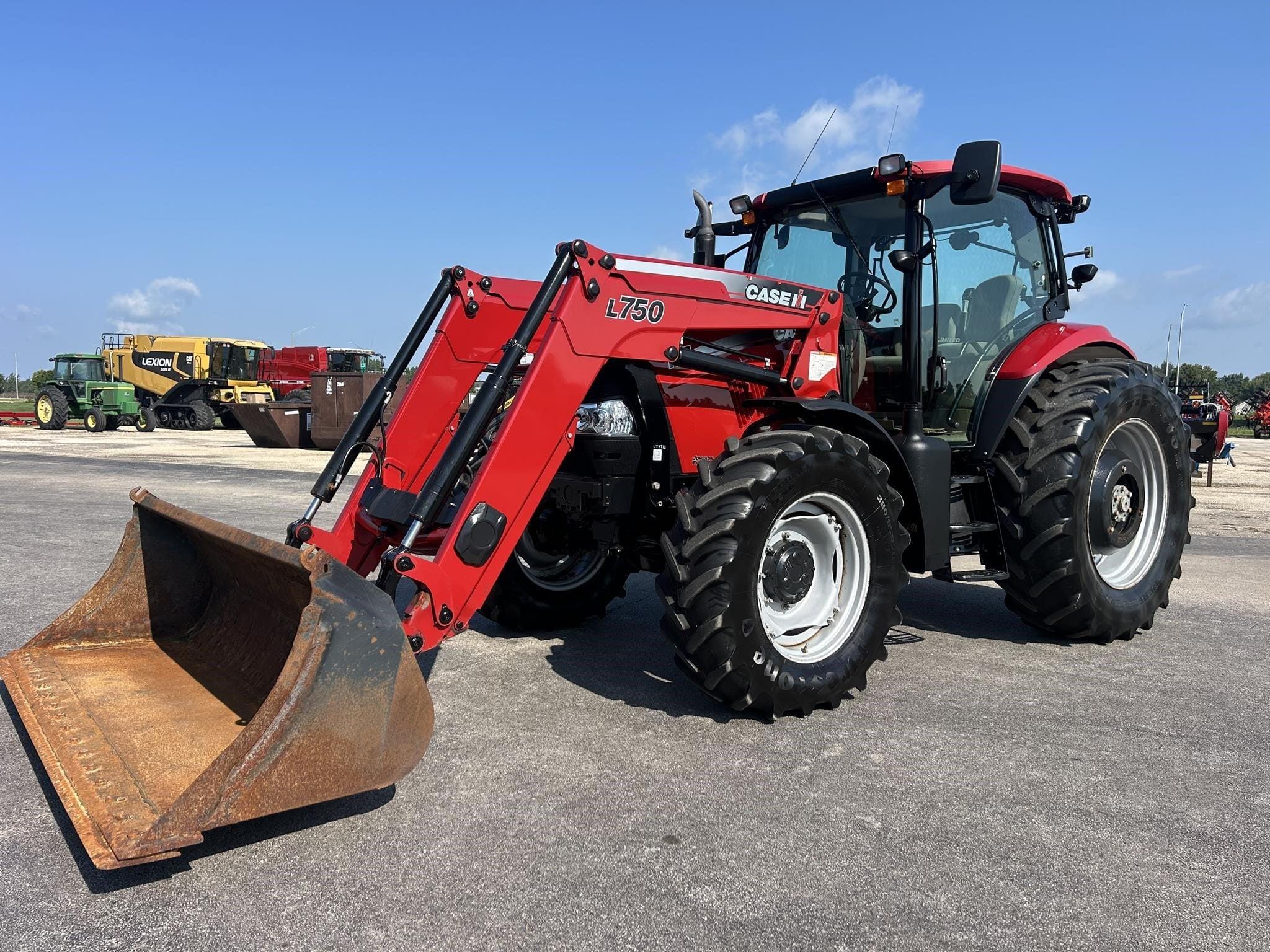 2011 Case IH Maxxum 115 Equipment Image0