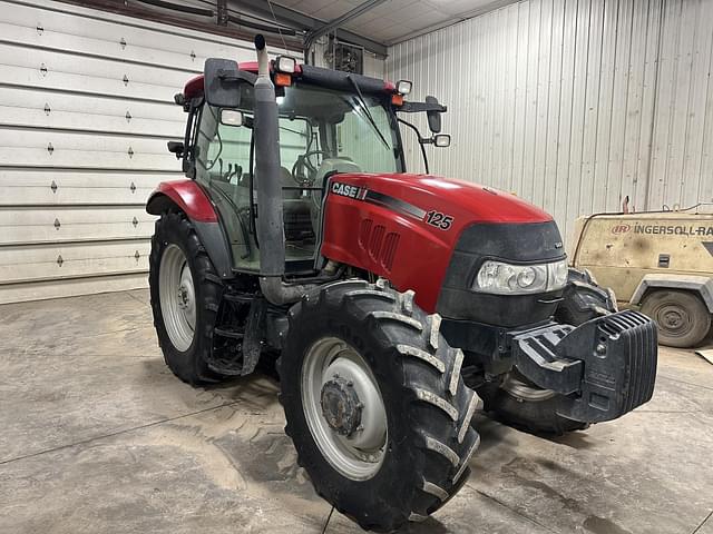 Image of Case IH Maxxum 125 equipment image 4