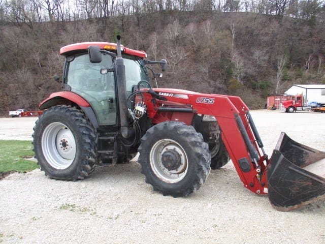 2011 Case IH Maxxum 140 Equipment Image0