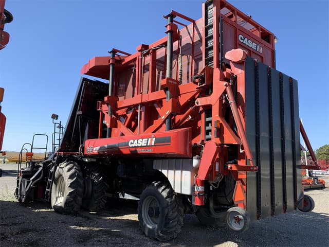 Image of Case IH 635 equipment image 2