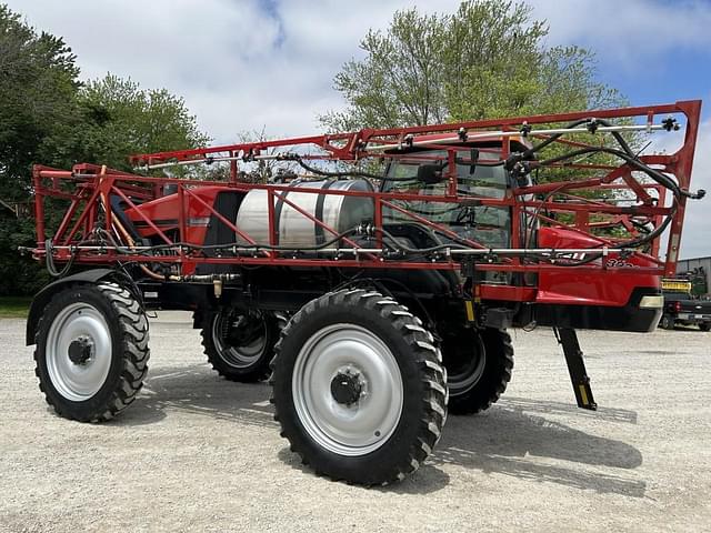 Image of Case IH 3230 Patriot equipment image 1
