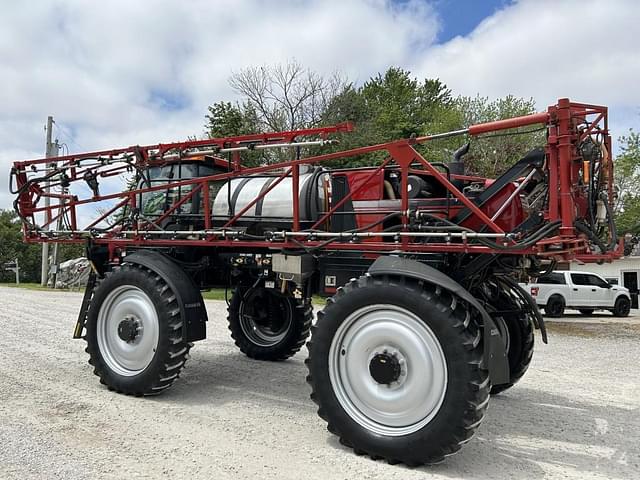 Image of Case IH 3230 Patriot equipment image 4