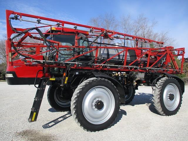 Image of Case IH 3230 Patriot Primary image