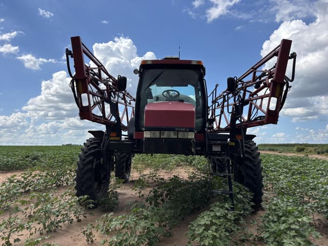 Image of Case IH 3230 Patriot equipment image 2