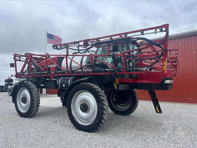 Image of Case IH 3230 Patriot equipment image 1