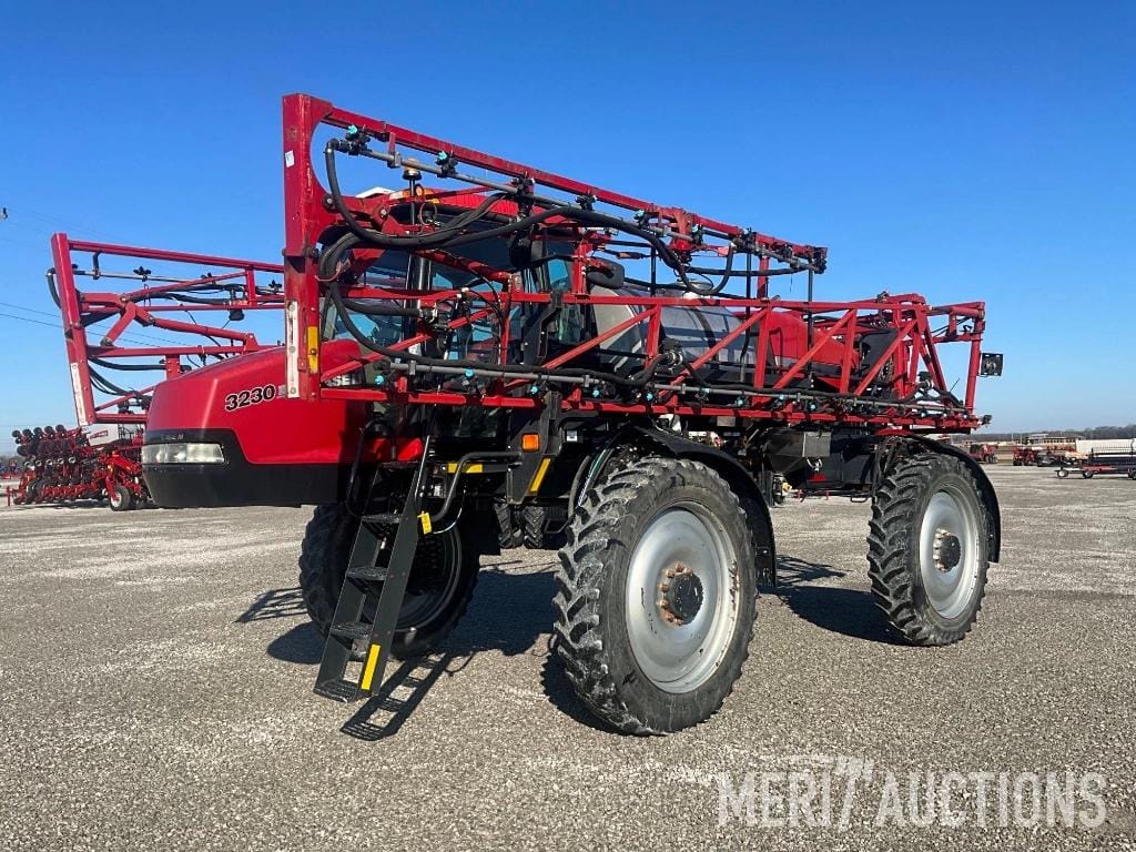 Main image Case IH 3230 Patriot