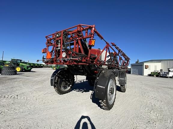 Image of Case IH 3330 Patriot equipment image 2