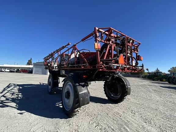 Image of Case IH 3330 Patriot equipment image 4