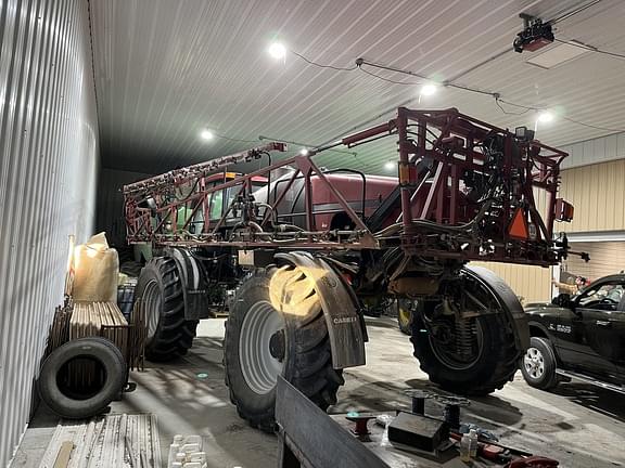 Image of Case IH 3330 Patriot equipment image 3
