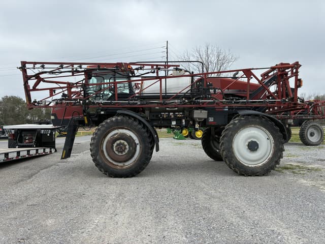 Image of Case IH 3330 Patriot equipment image 1