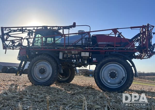 Image of Case IH 3330 Patriot equipment image 1