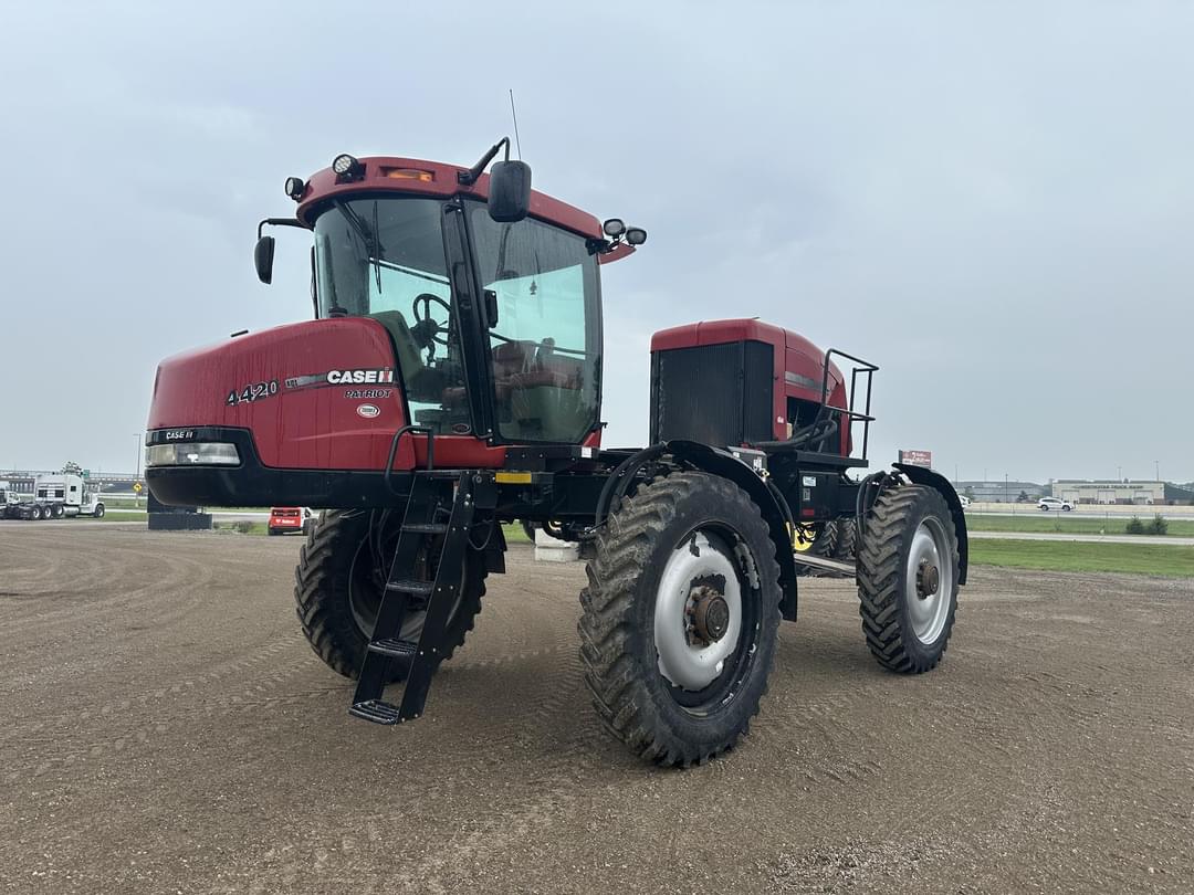 Image of Case IH Patriot 4420 Primary image