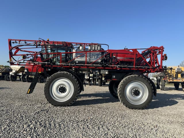 Image of Case IH Patriot 4420 equipment image 2