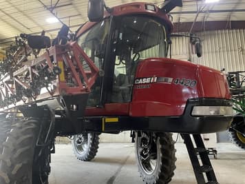 Main image Case IH Patriot 4420