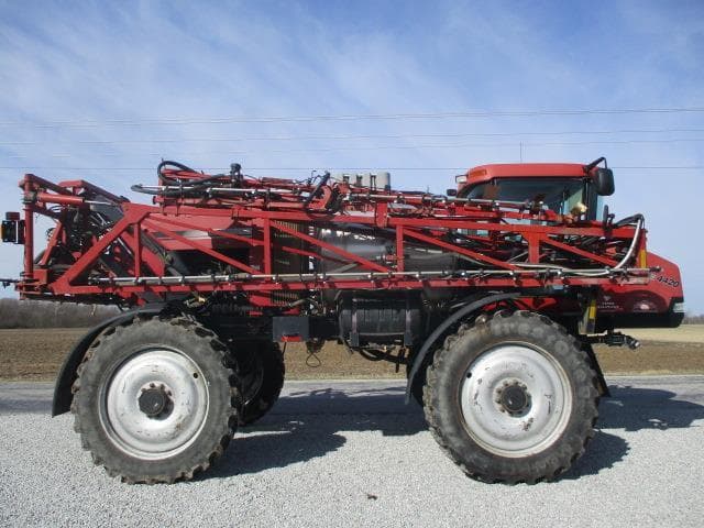 Image of Case IH Patriot 4420 equipment image 4