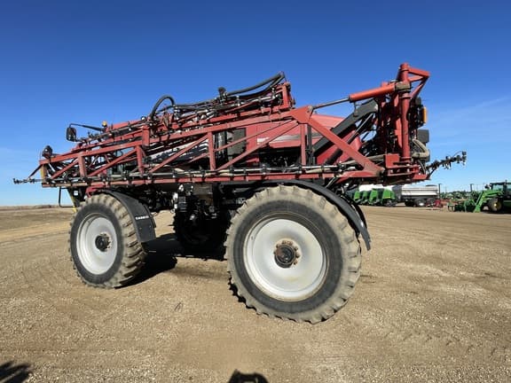 Image of Case IH Patriot 4420 equipment image 1