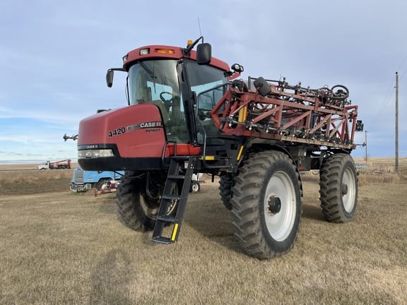 2011 Case IH Patriot 4420 Equipment Image0