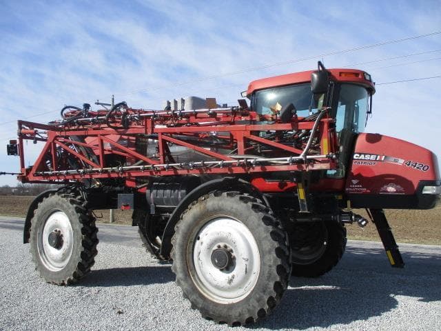 Image of Case IH Patriot 4420 equipment image 1