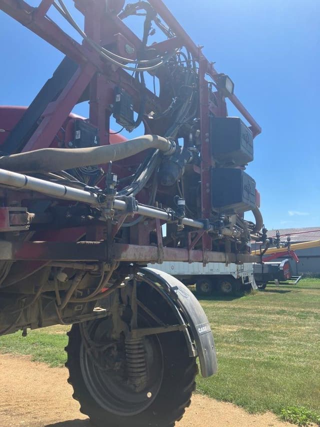 Image of Case IH Patriot 4420 equipment image 2