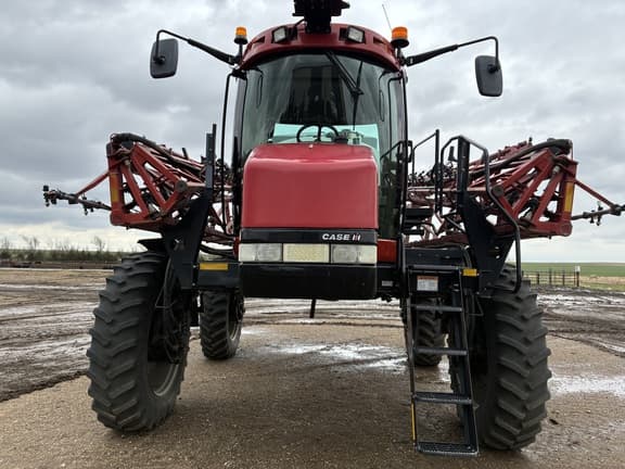Image of Case IH Patriot 4420 equipment image 2