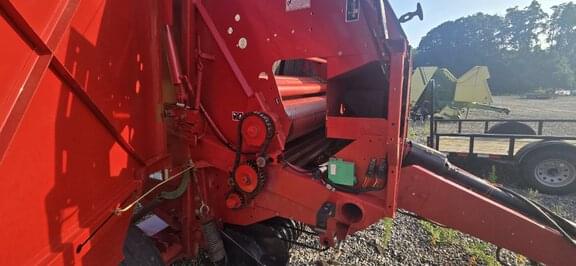 Image of Case IH RB455A equipment image 4
