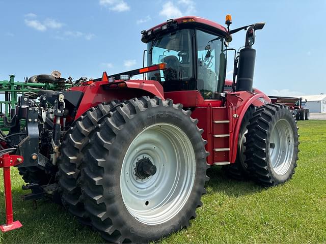 Image of Case IH Steiger 350 equipment image 2