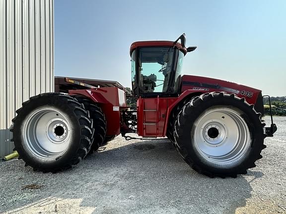 Image of Case IH Steiger 435 equipment image 4
