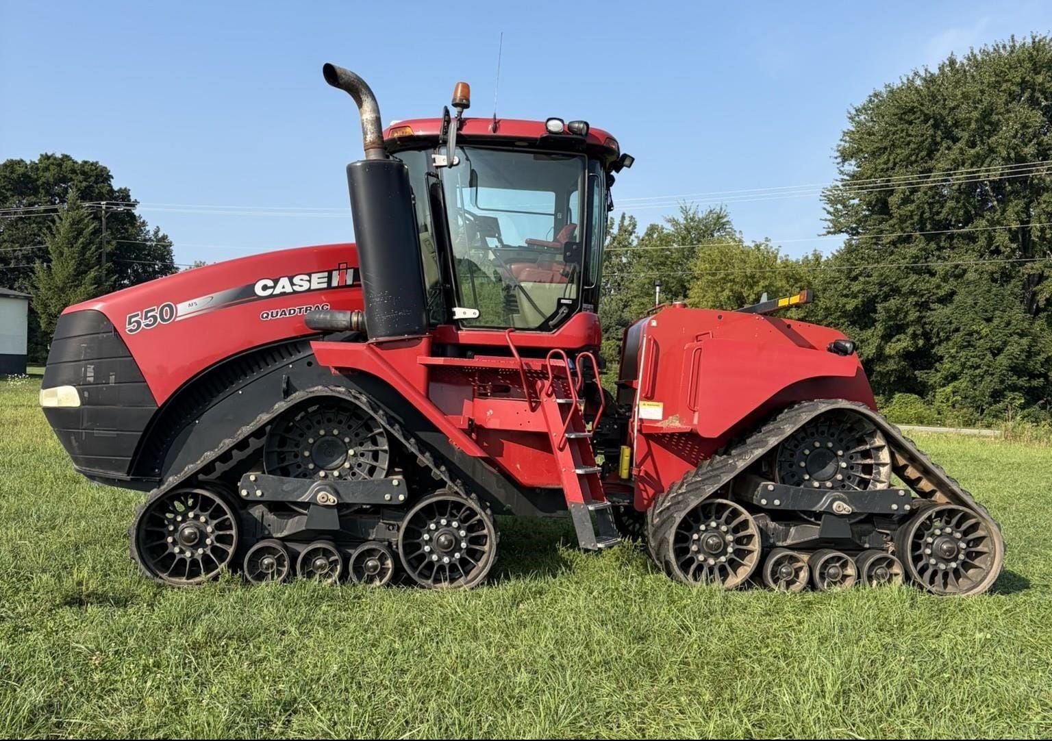 2011 Case IH Steiger 550 Equipment Image0