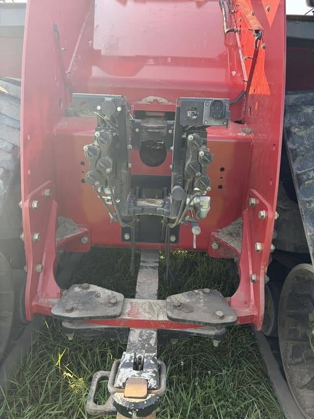 Image of Case IH Steiger 550 equipment image 3