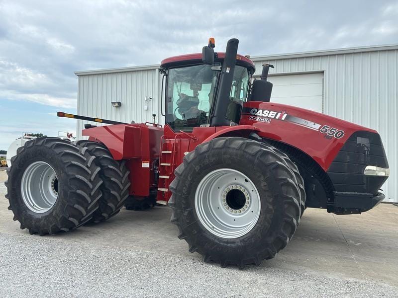 2011 Case IH Steiger 550 Equipment Image0