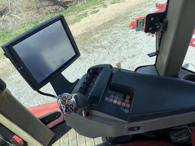 Image of Case IH Steiger 600 Quadtrac equipment image 3