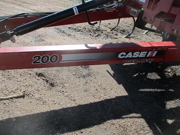 Image of Case IH Tigermate 200 equipment image 3