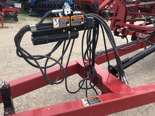Image of Case IH Tigermate 200 equipment image 2