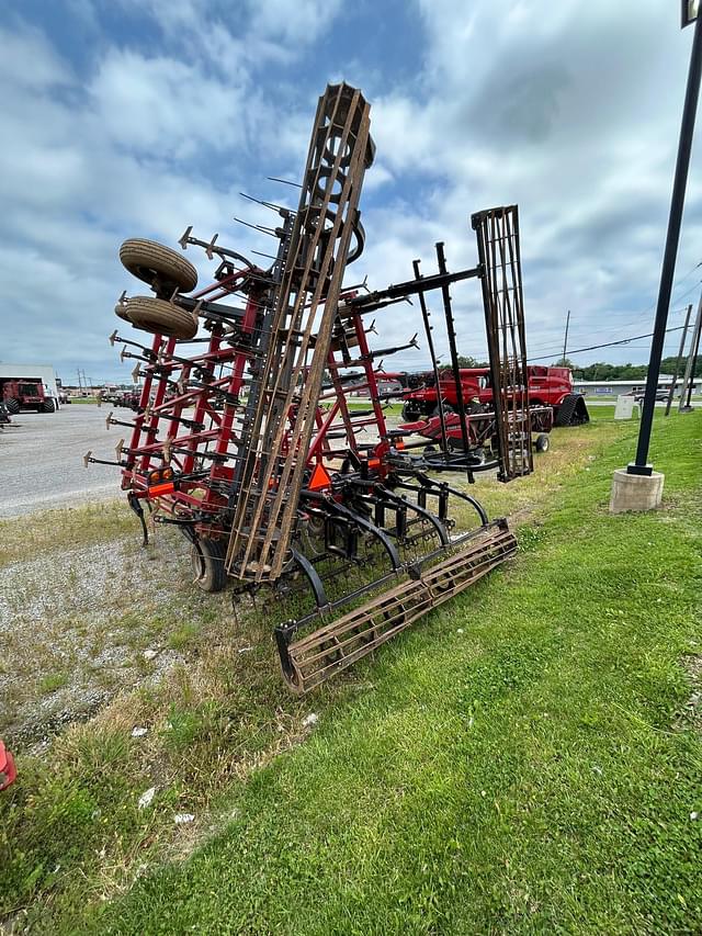 Image of Case IH Tigermate 200 equipment image 3