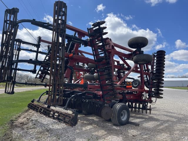 Image of Case IH 330 Turbo Till equipment image 2