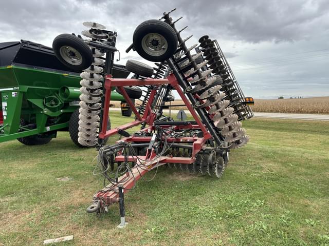 Image of Case IH 330 Turbo Till equipment image 1
