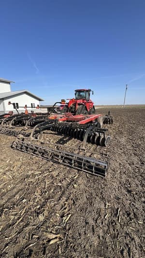 2011 Case IH 330 Image
