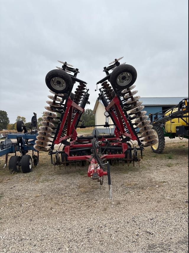 Image of Case IH 330 Turbo Till equipment image 1