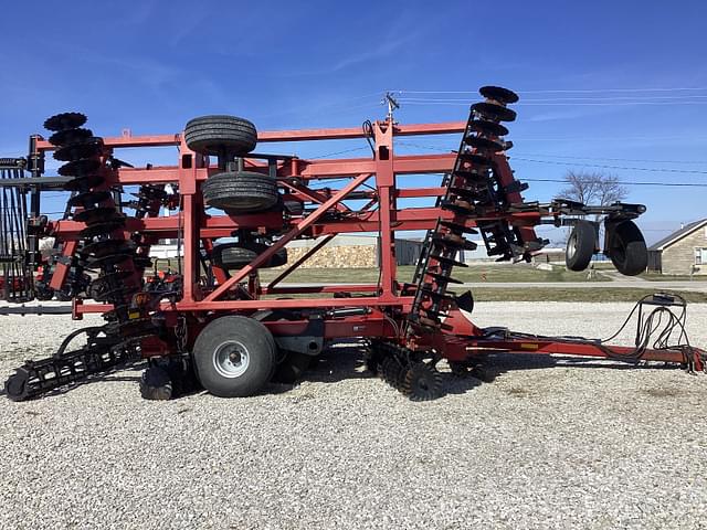 Image of Case IH 330 Turbo Till equipment image 1