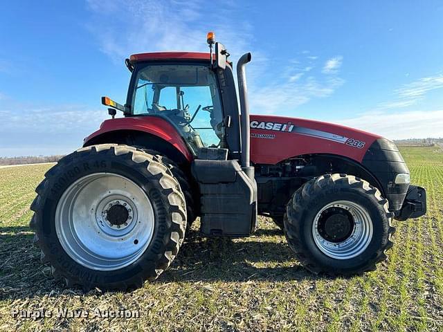 Image of Case IH Magnum 235 equipment image 3