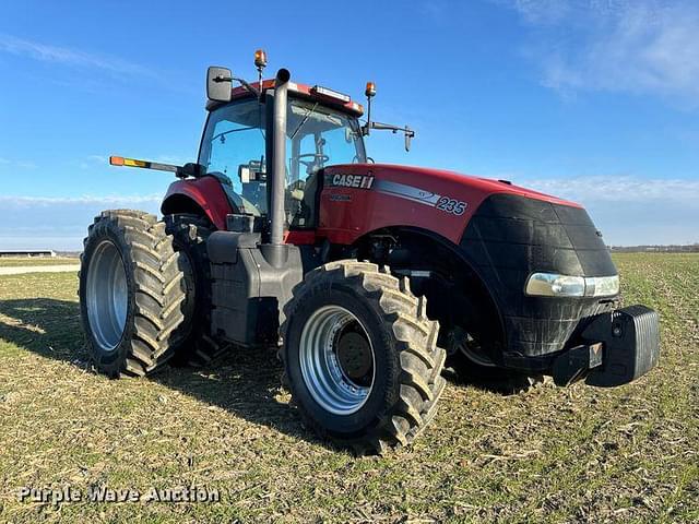 Image of Case IH Magnum 235 equipment image 2