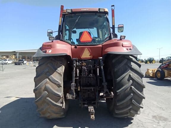 Image of Case IH Magnum 315 equipment image 4