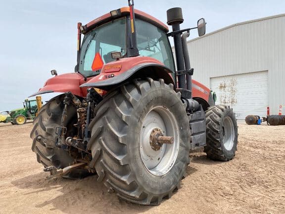 Image of Case IH Magnum 315 equipment image 4