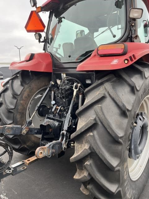 Image of Case IH Maxxum 125 equipment image 4