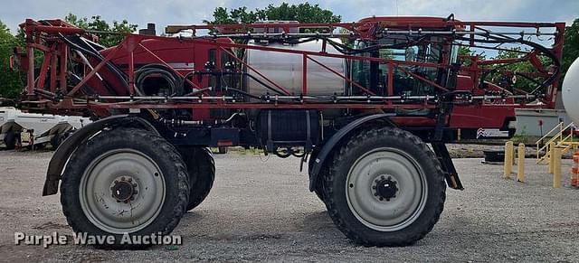 Image of Case IH Patriot 4420 equipment image 3