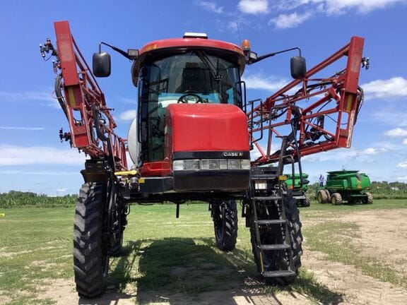 Main image Case IH Patriot 4430