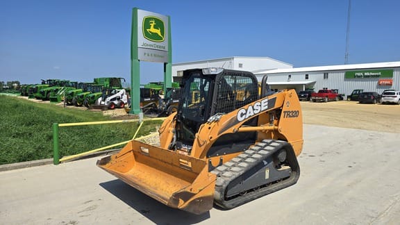 2011 Case TR320 Equipment Image0