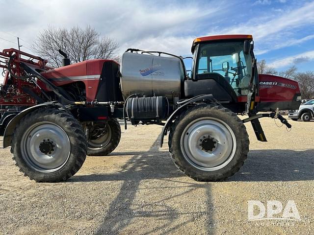 Image of Case IH 3330 Patriot equipment image 4