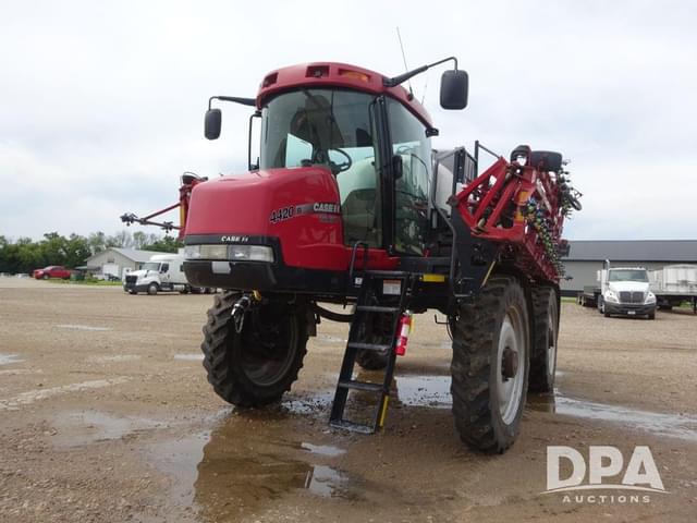 Image of Case IH Patriot 4420 equipment image 2